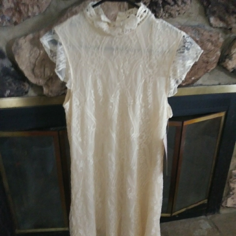 Lace dress